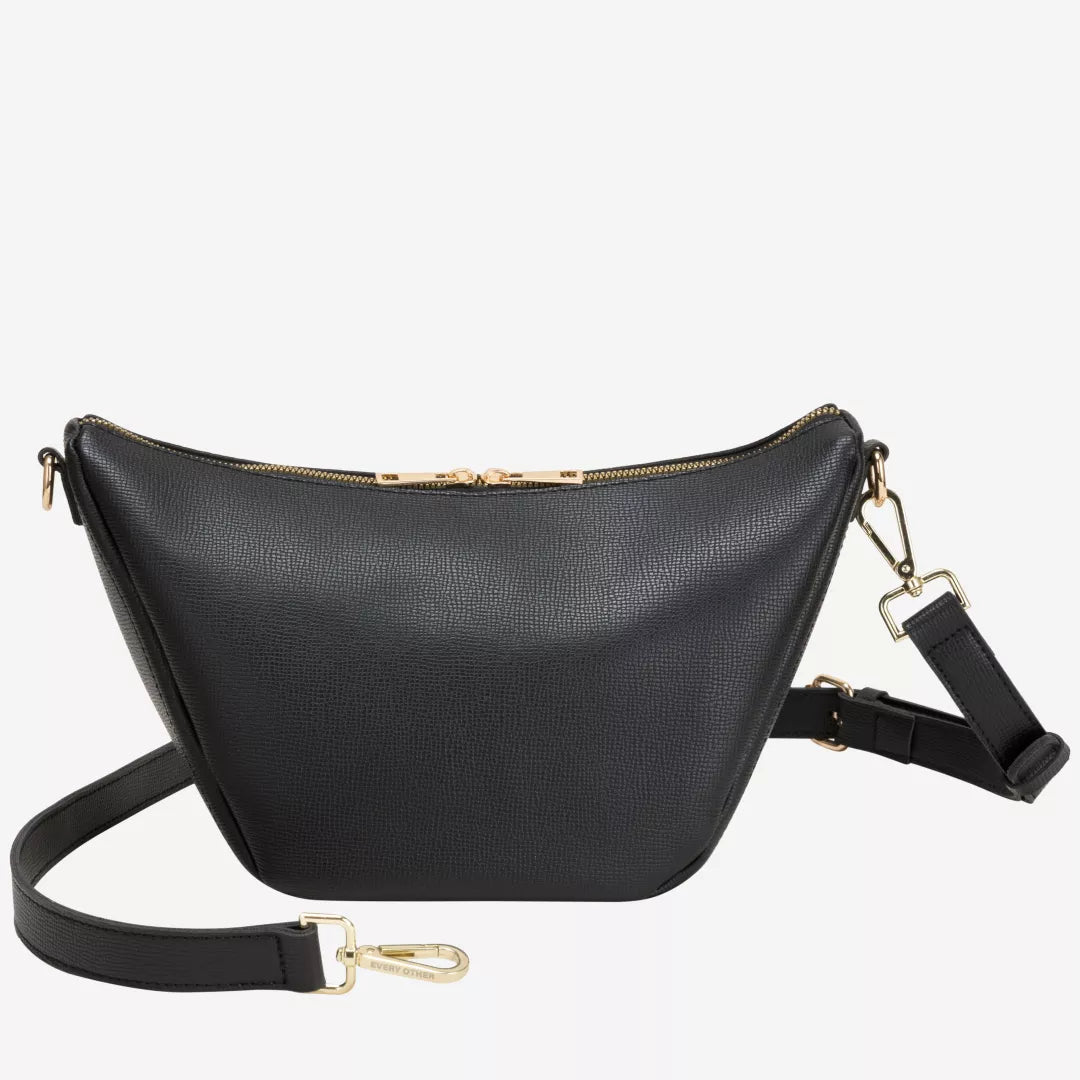 V Line Shoulder Bag - Black
